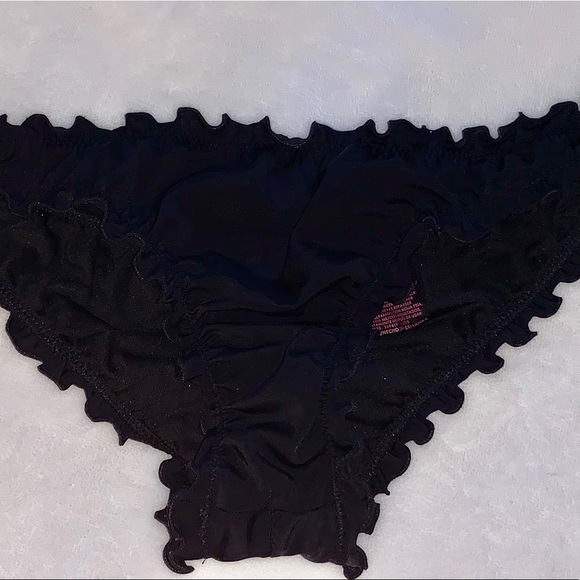 ***SOLD*** Ruffle Scrunch Bikini Bottom - Picture 2 of 9